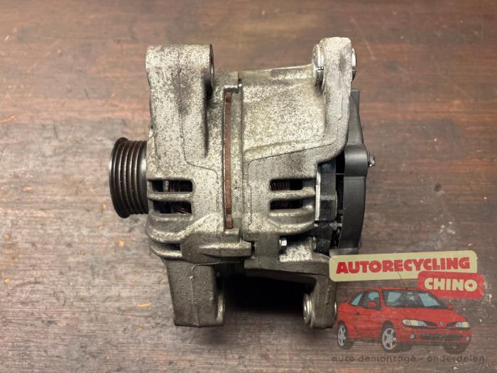 Gebruikte Dynamo Opel Corsa D 1.0 Prijs € 40,00 Margeregeling aangeboden door Autorecycling Chino B.V.