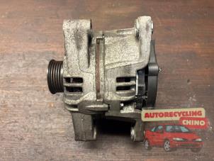 Gebruikte Dynamo Opel Corsa D 1.0 Prijs € 40,00 Margeregeling aangeboden door Autorecycling Chino B.V.