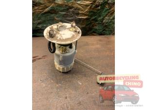 Gebruikte Benzinepomp Renault Espace (JK) 2.0 16V Turbo Prijs € 50,00 Margeregeling aangeboden door Autorecycling Chino B.V.