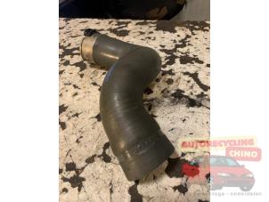 Gebruikte Intercooler Slang Renault Clio IV (5R) 1.5 dCi 90 FAP Prijs € 35,00 Margeregeling aangeboden door Autorecycling Chino B.V.