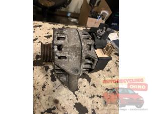 Gebruikte Dynamo Ford Ka I 1.3i Prijs € 35,00 Margeregeling aangeboden door Autorecycling Chino B.V.