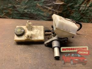 Gebruikte Hoofdremcilinder Peugeot 3008 I (0U/HU) 1.6 16V THP 155 Prijs € 25,00 Margeregeling aangeboden door Autorecycling Chino B.V.