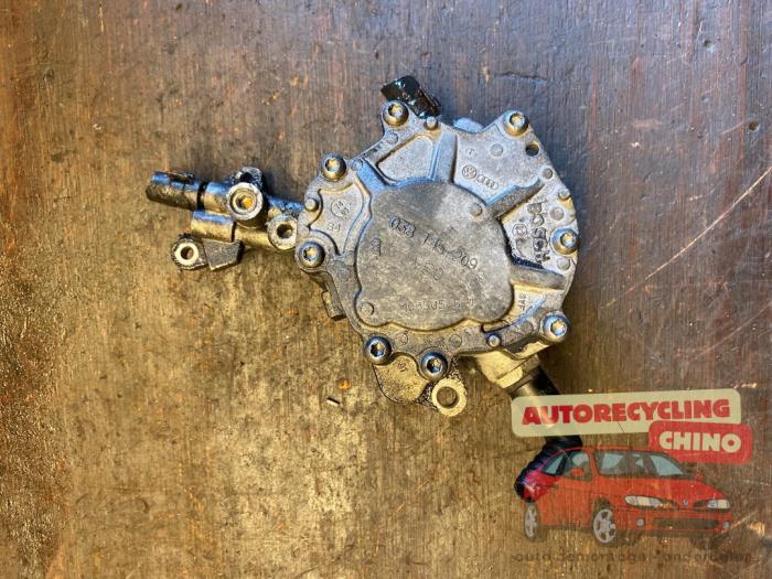 Gebruikte Hogedrukpomp Volkswagen Caddy III (2KA,2KH,2CA,2CH) 2.0 SDI Prijs € 50,00 Margeregeling aangeboden door Autorecycling Chino B.V.