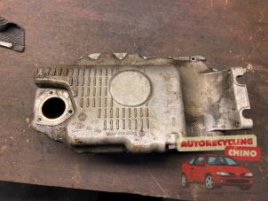 Gebruikte Carterpan Volkswagen Golf V (1K1) 1.4 16V Prijs € 35,00 Margeregeling aangeboden door Autorecycling Chino B.V.