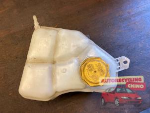 Gebruikte Expansievat Ford Fiesta 5 (JD/JH) 1.25 16V Prijs € 25,00 Margeregeling aangeboden door Autorecycling Chino B.V.