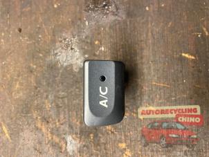 Gebruikte Airco Schakelaar Honda Jazz (GD/GE2/GE3) 1.3 i-Dsi Prijs € 14,95 Margeregeling aangeboden door Autorecycling Chino B.V.