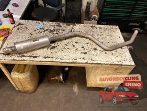 Gebruikte Uitlaat Middendemper Mazda 5 (CR19) 2.0i 16V Prijs € 75,00 Margeregeling aangeboden door Autorecycling Chino B.V.