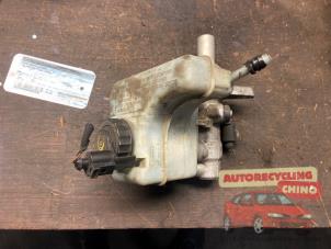 Gebruikte Hoofdremcilinder Volkswagen Passat Variant (3C5) 1.8 TSI 16V Prijs € 25,00 Margeregeling aangeboden door Autorecycling Chino B.V.