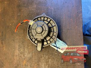 Gebruikte Chaufage Ventilatiemotor Kia Picanto (BA) 1.0 12V Prijs € 25,00 Margeregeling aangeboden door Autorecycling Chino B.V.