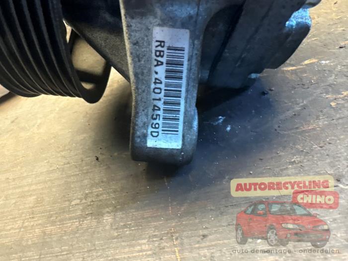 Stuurbekrachtiging Pomp van een Honda Accord (CL/CN) 2.0 i-VTEC 16V 2006