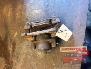 Gebruikte Remklauw (Tang) links-voor Honda Accord (CL/CN) 2.0 i-VTEC 16V Prijs € 35,00 Margeregeling aangeboden door Autorecycling Chino B.V.