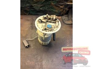 Gebruikte Benzinepomp Renault Kangoo (KC) 1.2 16V Prijs € 35,00 Margeregeling aangeboden door Autorecycling Chino B.V.