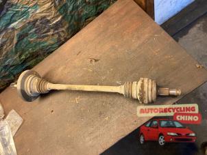 Gebruikte Aandrijfas rechts-achter Mercedes E (W211) 3.2 E-320 V6 18V Prijs € 125,00 Margeregeling aangeboden door Autorecycling Chino B.V.