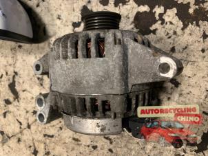 Gebruikte Dynamo Ford Fiesta 5 (JD/JH) 1.3 Prijs € 35,00 Margeregeling aangeboden door Autorecycling Chino B.V.