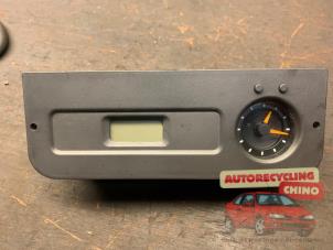 Gebruikte Display Interieur Saab 900 II 2.0 i,Si 16V Prijs € 35,00 Margeregeling aangeboden door Autorecycling Chino B.V.