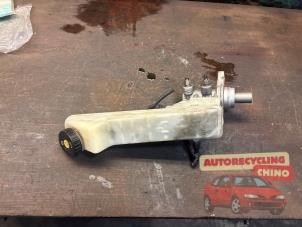 Gebruikte Hoofdremcilinder Chevrolet Aveo (300) 1.2 16V Prijs € 35,00 Margeregeling aangeboden door Autorecycling Chino B.V.