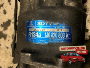 Gebruikte Aircopomp Volkswagen Bora (1J2) 1.9 TDI 100 Prijs € 45,00 Margeregeling aangeboden door Autorecycling Chino B.V.