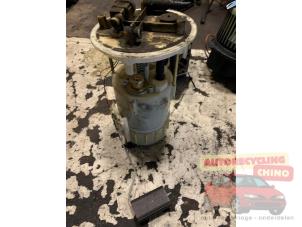 Gebruikte Benzinepomp Renault Kangoo (KC) 1.2 16V Prijs € 70,00 Margeregeling aangeboden door Autorecycling Chino B.V.