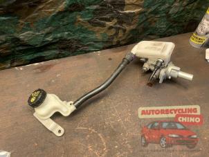 Gebruikte Hoofdremcilinder Ford B-Max (JK8) 1.0 EcoBoost 12V 100 Prijs € 45,00 Margeregeling aangeboden door Autorecycling Chino B.V.