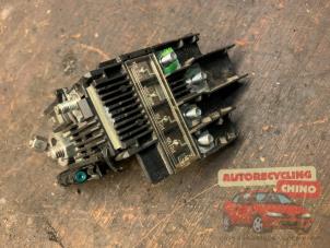 Gebruikte Zekering Ford B-Max (JK8) 1.0 EcoBoost 12V 100 Prijs € 25,00 Margeregeling aangeboden door Autorecycling Chino B.V.