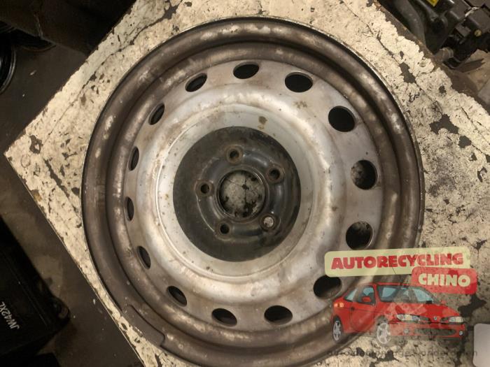 Velg van een Citroën Jumpy (G9) 2.0 HDI 120 16V 2007