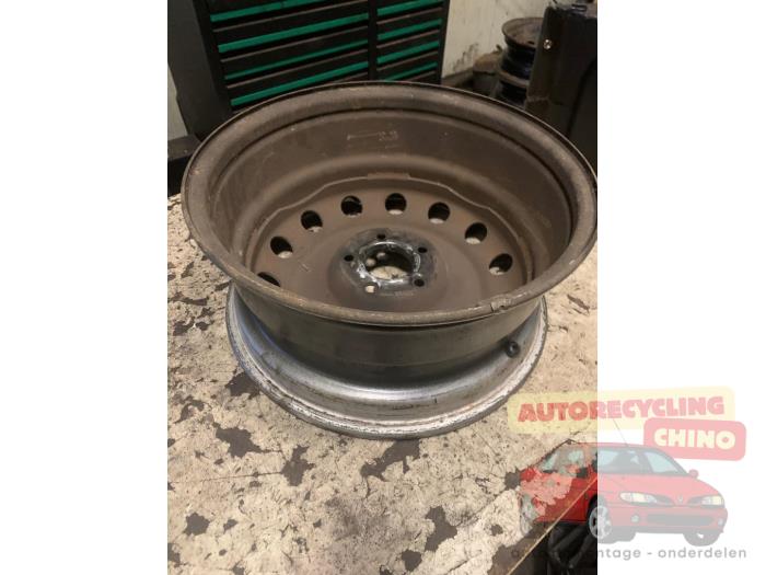 Velg van een Citroën Jumpy (G9) 2.0 HDI 120 16V 2007