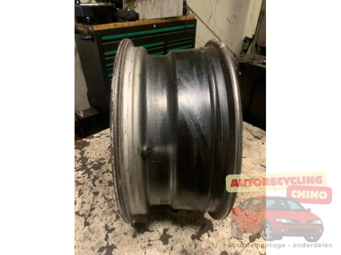 Velg van een Citroën Jumpy (G9) 2.0 HDI 120 16V 2007