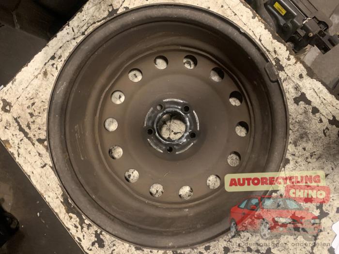 Velg van een Citroën Jumpy (G9) 2.0 HDI 120 16V 2007