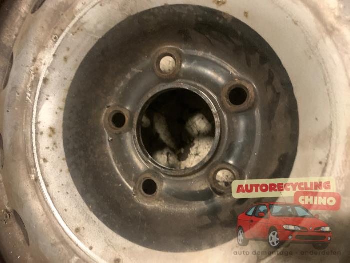 Velg van een Citroën Jumpy (G9) 2.0 HDI 120 16V 2007