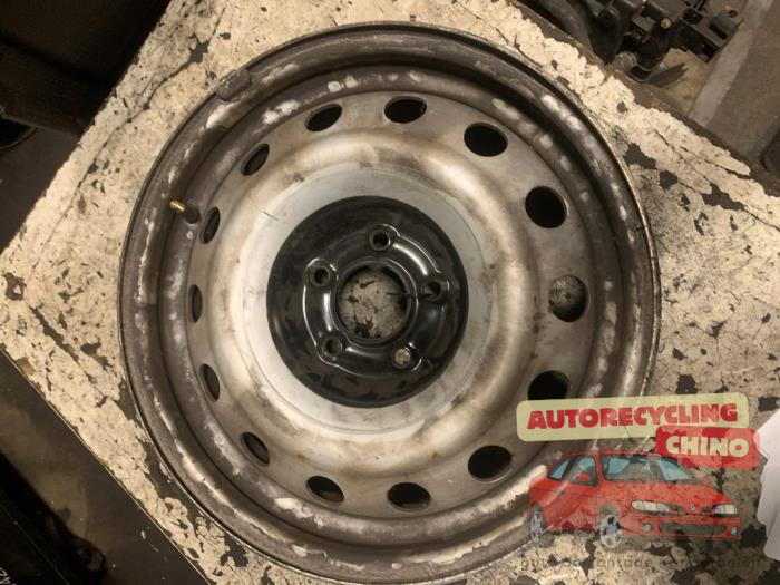 Velg van een Citroën Jumpy (G9) 2.0 HDI 120 16V 2007