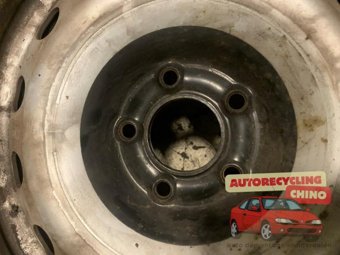 Velg van een Citroën Jumpy (G9) 2.0 HDI 120 16V 2007