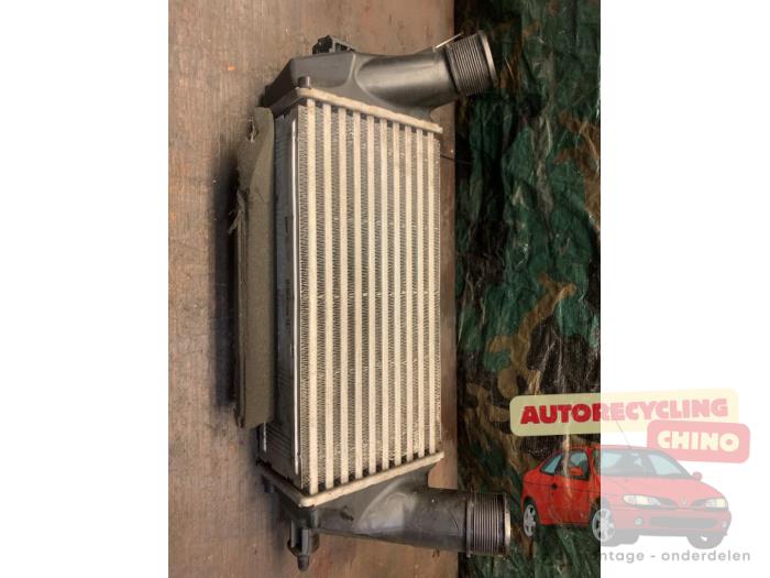 Gebruikte Intercooler Ford B-Max (JK8) 1.0 EcoBoost 12V 100 Prijs € 50,00 Margeregeling aangeboden door Autorecycling Chino B.V.