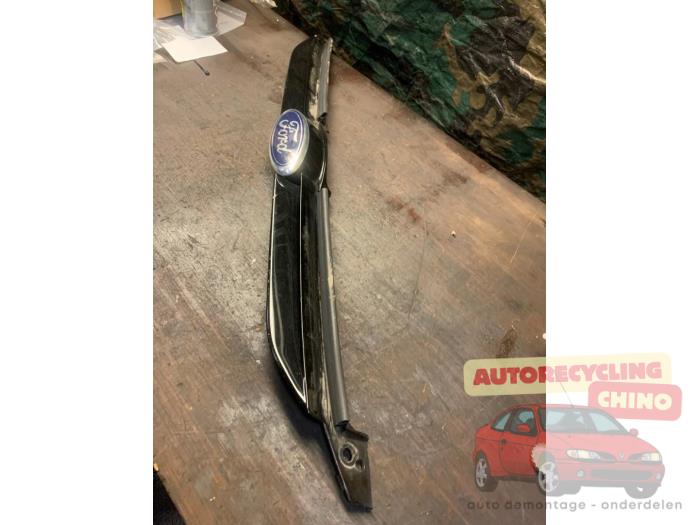 Embleem van een Ford B-Max (JK8) 1.0 EcoBoost 12V 100 2016