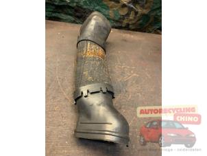 Gebruikte Luchtgeleider Mercedes S (W221) 3.0 S-320 CDI 24V Prijs € 25,00 Margeregeling aangeboden door Autorecycling Chino B.V.