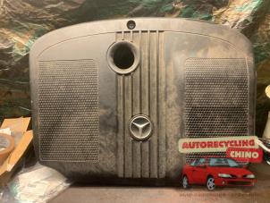 Gebruikte Afdekplaat motor Mercedes C Estate (S204) 2.2 C-220 CDI 16V BlueEfficiency Prijs € 35,00 Margeregeling aangeboden door Autorecycling Chino B.V.