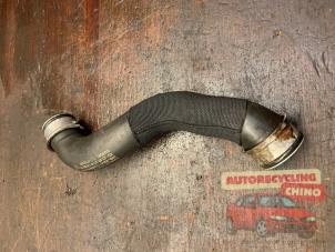 Gebruikte Koelwaterslang Mercedes C Estate (S204) 2.2 C-220 CDI 16V BlueEfficiency Prijs € 20,00 Margeregeling aangeboden door Autorecycling Chino B.V.