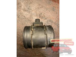 Gebruikte Luchtmassameter Opel Insignia Sports Tourer 2.0 CDTI 16V 130 ecoFLEX Prijs € 35,00 Margeregeling aangeboden door Autorecycling Chino B.V.