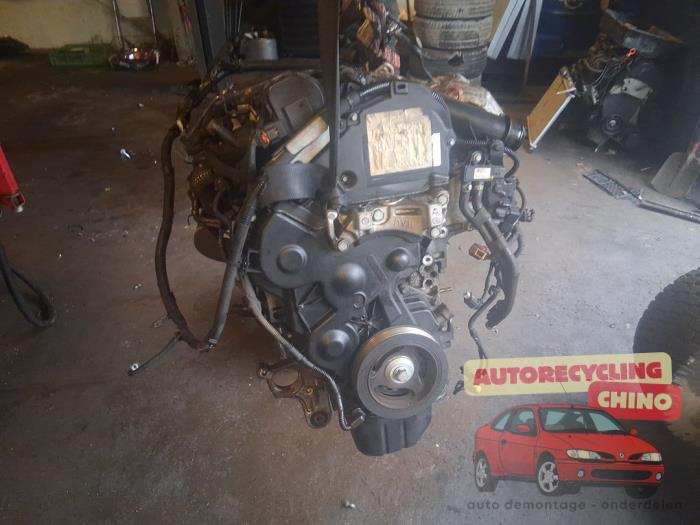 Motor van een Peugeot 508 SW (8E/8U) 1.6 HDiF 16V 2012