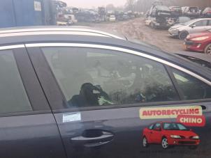 Gebruikte Portierruit 4Deurs rechts-voor Peugeot 508 SW (8E/8U) 1.6 HDiF 16V Prijs € 50,00 Margeregeling aangeboden door Autorecycling Chino B.V.