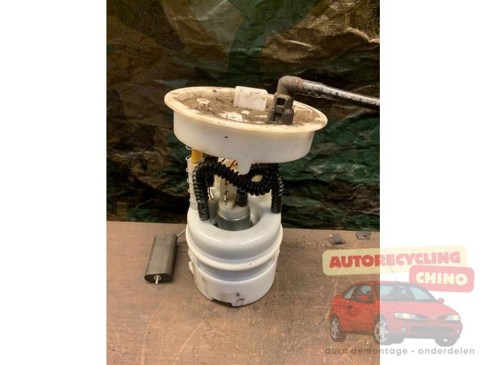 Gebruikte Benzinepomp Mini Mini (R56) 1.4 16V One Prijs € 50,00 Margeregeling aangeboden door Autorecycling Chino B.V.