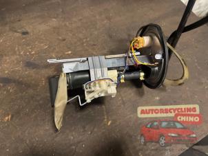 Gebruikte Benzinepomp Ford Puma 1.7 16V Prijs € 35,00 Margeregeling aangeboden door Autorecycling Chino B.V.