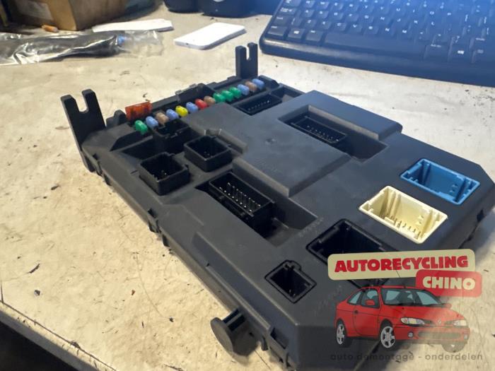 Computer Body Control van een Peugeot 207/207+ (WA/WC/WM) 1.4 16V VTi 2008