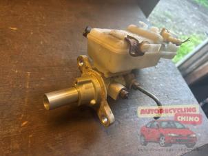 Gebruikte Hoofdremcilinder Toyota Auris (E15) 1.6 Dual VVT-i 16V Prijs € 35,00 Margeregeling aangeboden door Autorecycling Chino B.V.