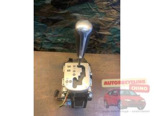 Gebruikte Selectiehendel automaat Citroen C3 (SC) 1.6 16V VTi 120 Prijs € 50,00 Margeregeling aangeboden door Autorecycling Chino B.V.