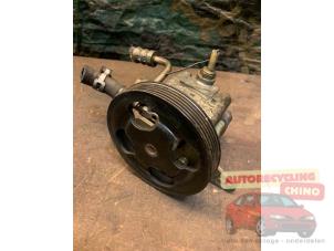 Gebruikte Stuurbekrachtiging Pomp Mazda 626 (GF12) 1.8i 16V Prijs € 45,00 Margeregeling aangeboden door Autorecycling Chino B.V.