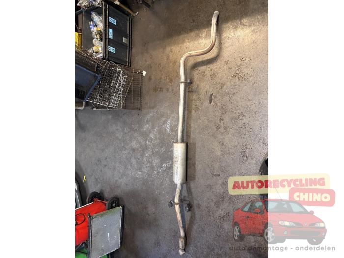 Gebruikte Uitlaat Middendemper Peugeot 207/207+ (WA/WC/WM) 1.4 16V VTi Prijs € 40,00 Margeregeling aangeboden door Autorecycling Chino B.V.