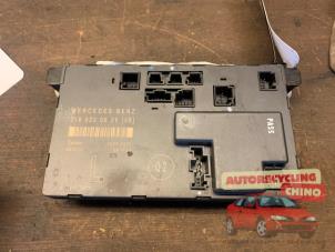 Gebruikte Centrale Deurvergrendelings Module Mercedes CLS (C219) 320 CDI 24V Prijs € 50,00 Margeregeling aangeboden door Autorecycling Chino B.V.