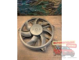 Gebruikte Koelvin Peugeot 5008 I (0A/0E) 1.6 THP 16V Prijs € 50,00 Margeregeling aangeboden door Autorecycling Chino B.V.