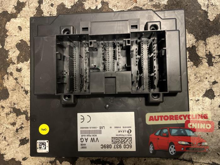 Gebruikte Computer Body Control Skoda Rapid Spaceback 1.6 TDI 16V Prijs € 100,00 Margeregeling aangeboden door Autorecycling Chino B.V.