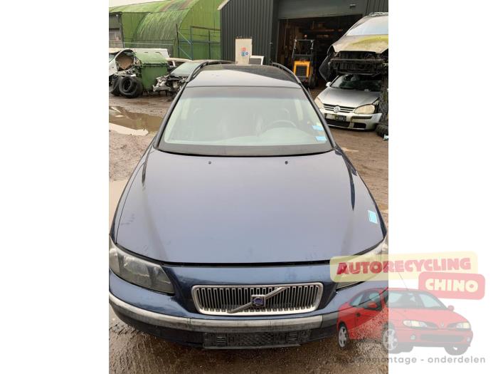 Motorkap van een Volvo V70 (SW) 2.4 20V 170 2001